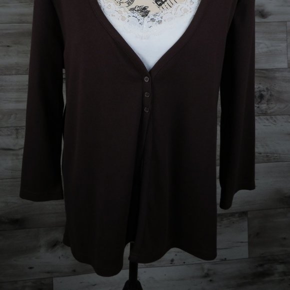 Essentials* Women's 3/4 Sleeve V-Neck Straight Hem Pullover Lace Blouse~ Size XL - Picture 7 of 15